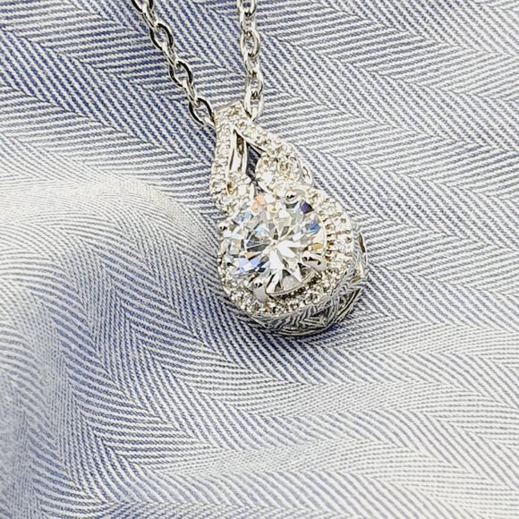 Necklaces - Picture 1 of 1